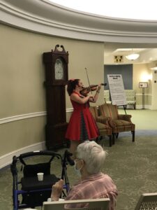 The Fiddle Diva plays for GHBC residents